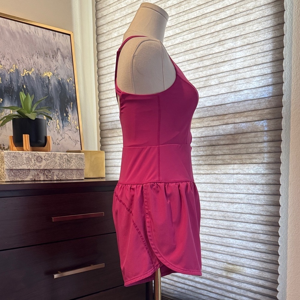 Caracilia Women's Stretchy Pink Workout Romper. Size Small - Picture 5 of 9